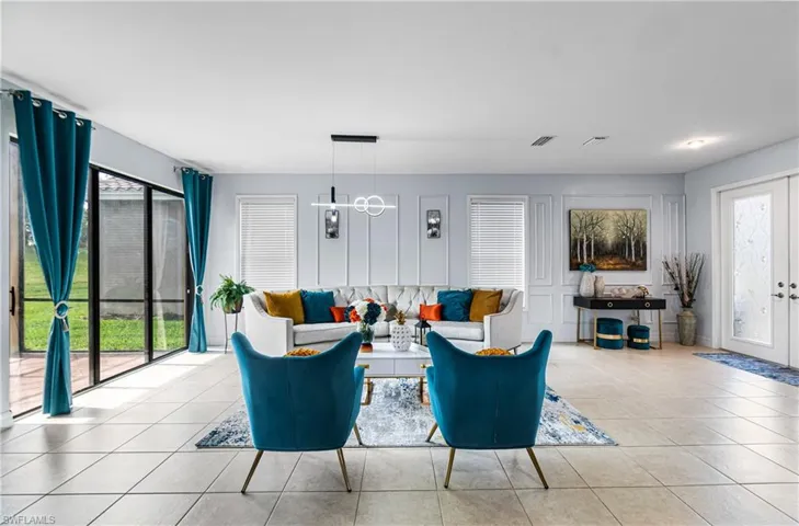 10143 Chesapeake Bay Dr, Fort Myers, Florida 33913