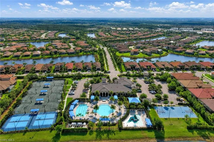 10143 Chesapeake Bay Dr, Fort Myers, Florida 33913