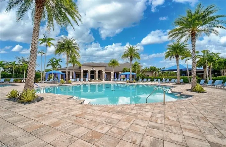 10143 Chesapeake Bay Dr, Fort Myers, Florida 33913