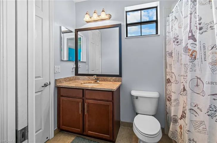 10143 Chesapeake Bay Dr, Fort Myers, Florida 33913