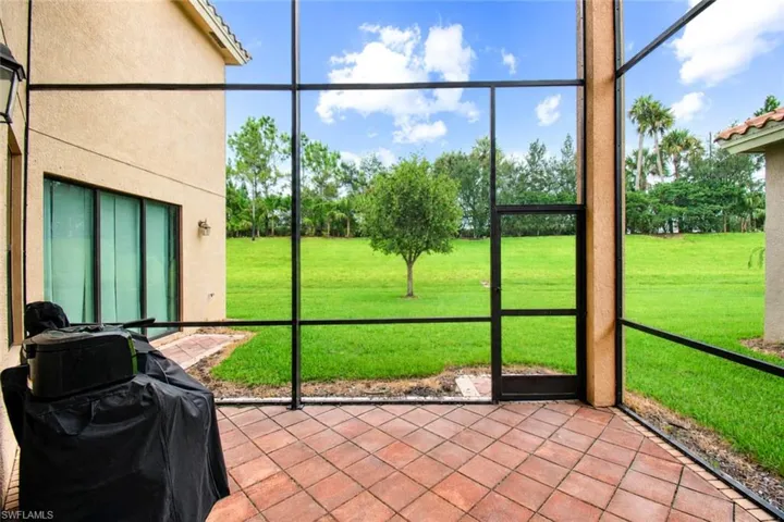 10143 Chesapeake Bay Dr, Fort Myers, Florida 33913