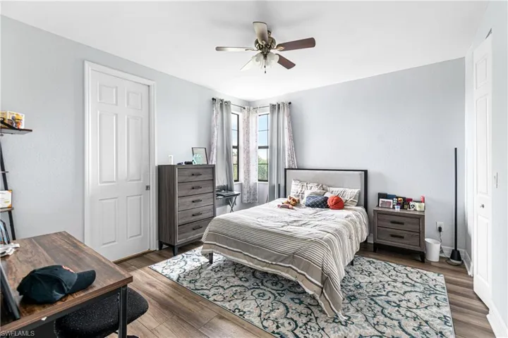 10143 Chesapeake Bay Dr, Fort Myers, Florida 33913