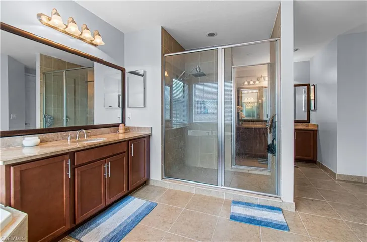 10143 Chesapeake Bay Dr, Fort Myers, Florida 33913
