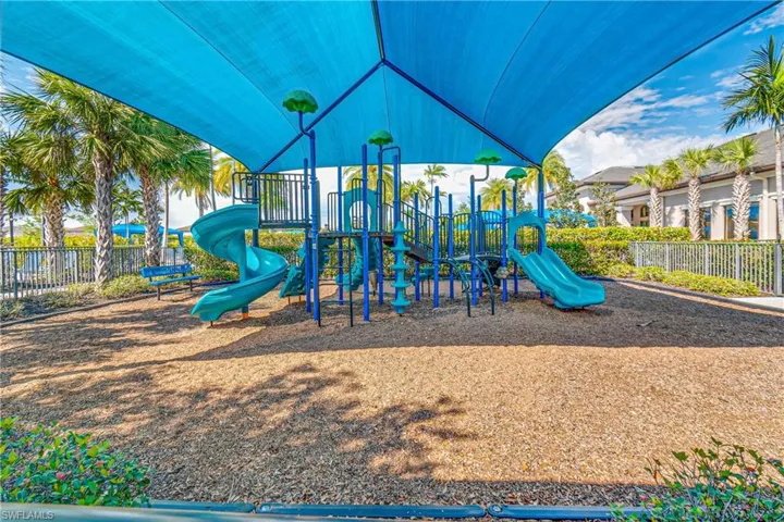10143 Chesapeake Bay Dr, Fort Myers, Florida 33913