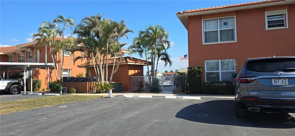 434  Tudor  DR, Cape Coral, FL 33904