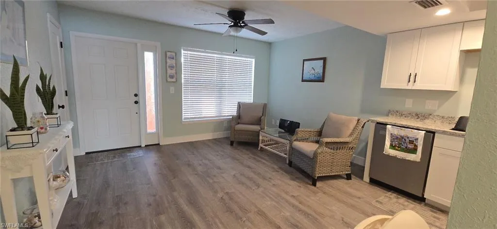 434  Tudor  DR, Cape Coral, FL 33904