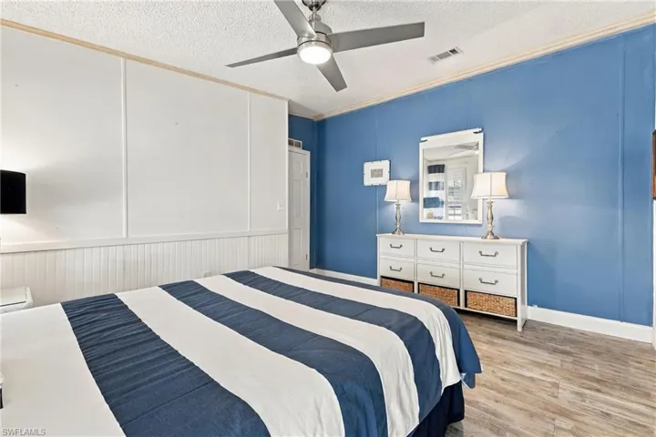 3055 Harpoon Ln, St. James City, Florida 33956