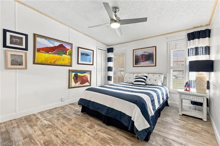 Huge guest bedroom with large walk-in closet