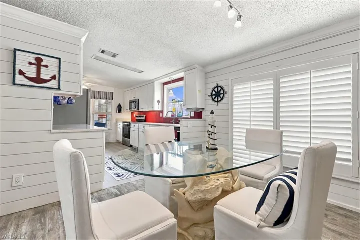 3055 Harpoon Ln, St. James City, Florida 33956