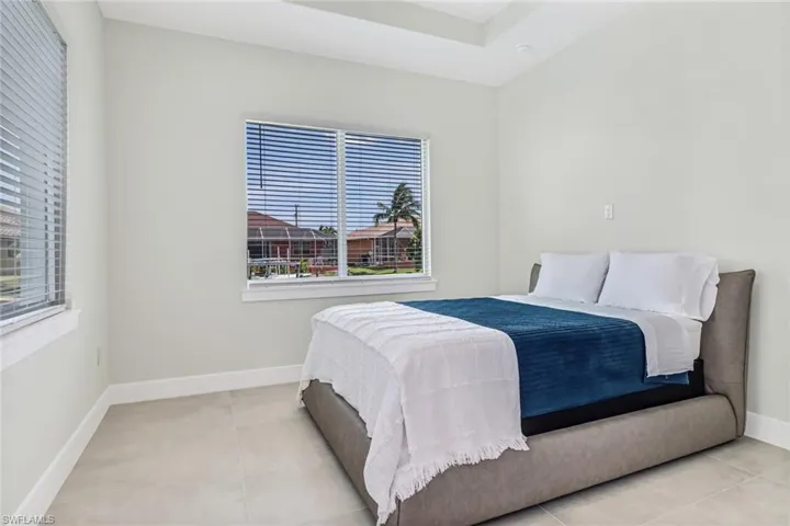 1828 SW 40th  TER, Cape Coral, FL 33914