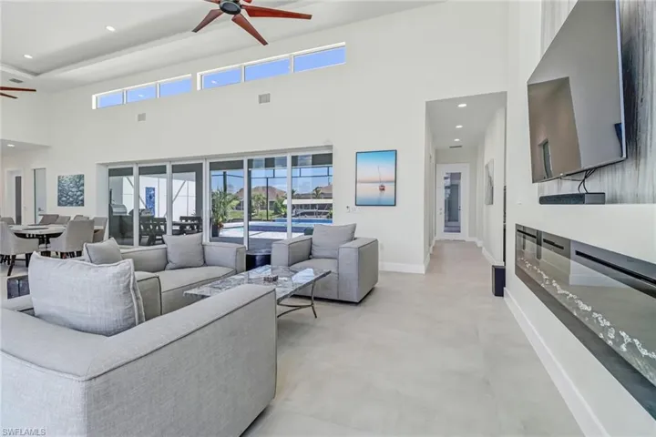1828 SW 40th  TER, Cape Coral, FL 33914