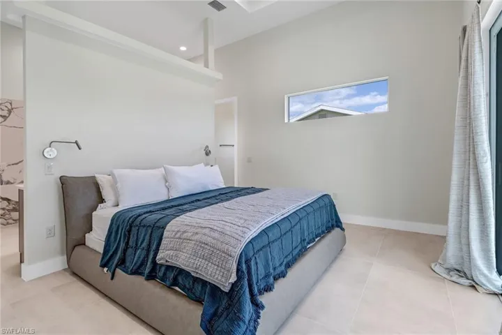 1828 SW 40th  TER, Cape Coral, FL 33914