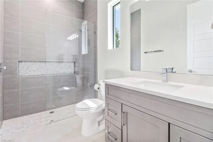 1828 SW 40th  TER, Cape Coral, FL 33914