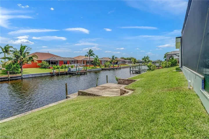 1828 SW 40th  TER, Cape Coral, FL 33914