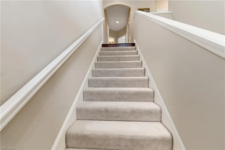 Stairs with arched walkways
