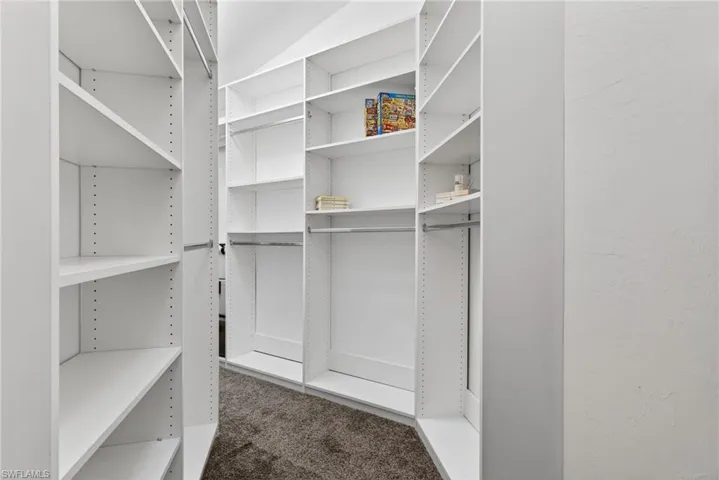 Walk in closet