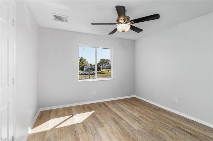 609 SW 22nd ST, CAPE CORAL FL 33991