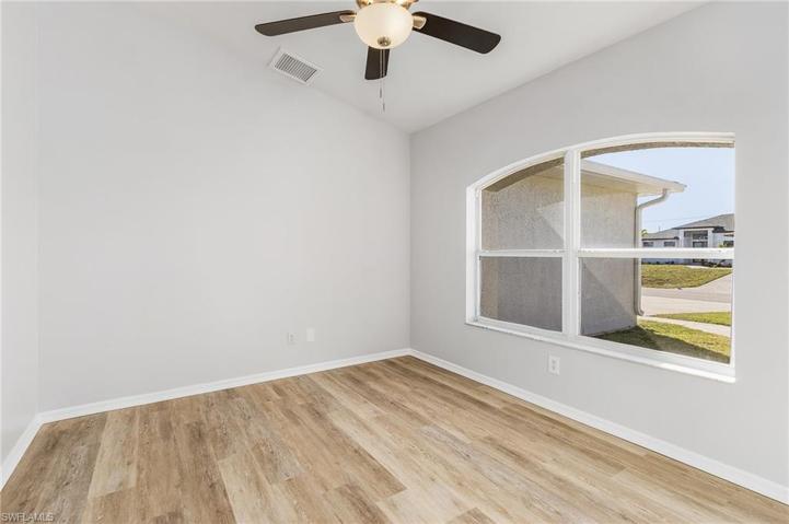 609 SW 22nd ST, CAPE CORAL FL 33991