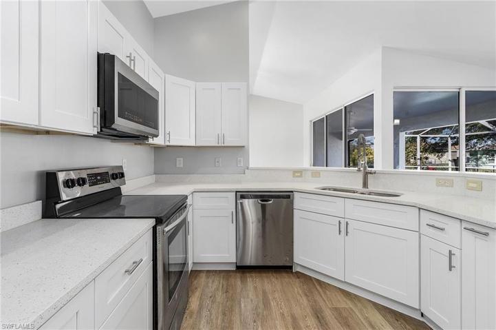 609 SW 22nd ST, CAPE CORAL FL 33991