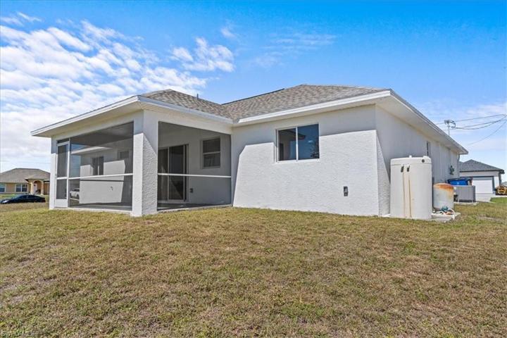 4303 26th ST SW, LEHIGH ACRES FL 33976