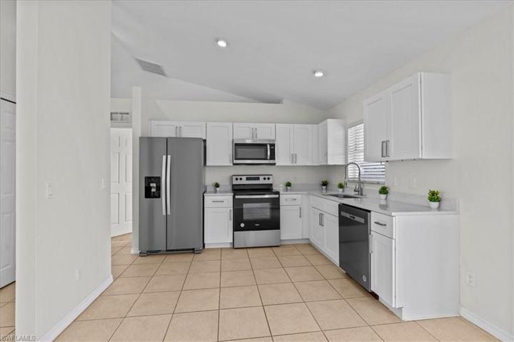 4303 26th ST SW, LEHIGH ACRES FL 33976