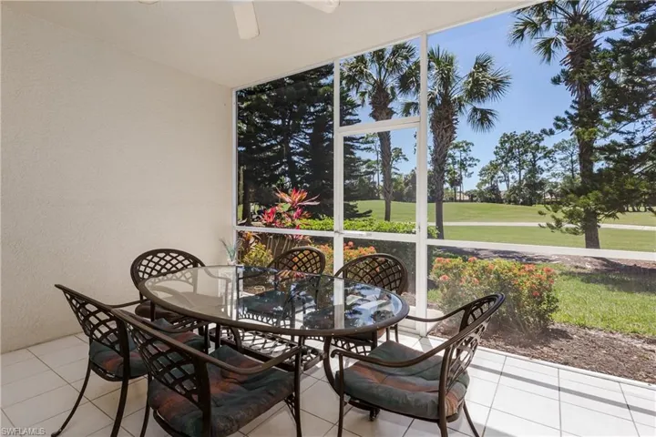 8085 Celeste Dr 812, Naples, Florida 34113