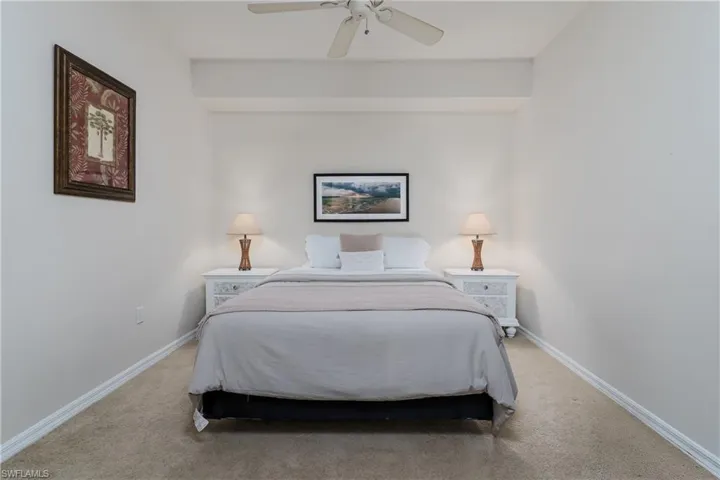 8085 Celeste Dr 812, Naples, Florida 34113