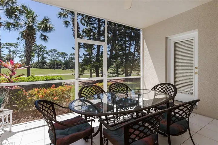 8085 Celeste Dr 812, Naples, Florida 34113