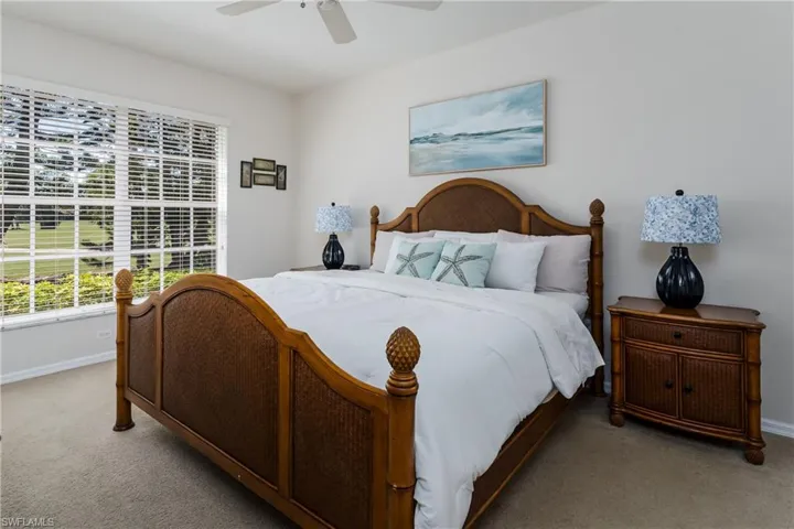 8085 Celeste Dr 812, Naples, Florida 34113