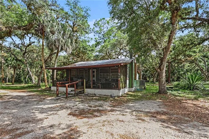 2291 Secretariat Dr. LaBelle, FL 33935