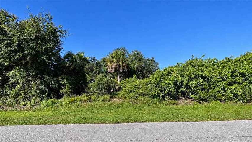 7169 Bougainvillea St, Englewood, Florida 34224