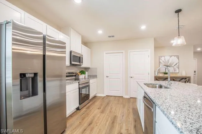 Model home - actual features may vary.