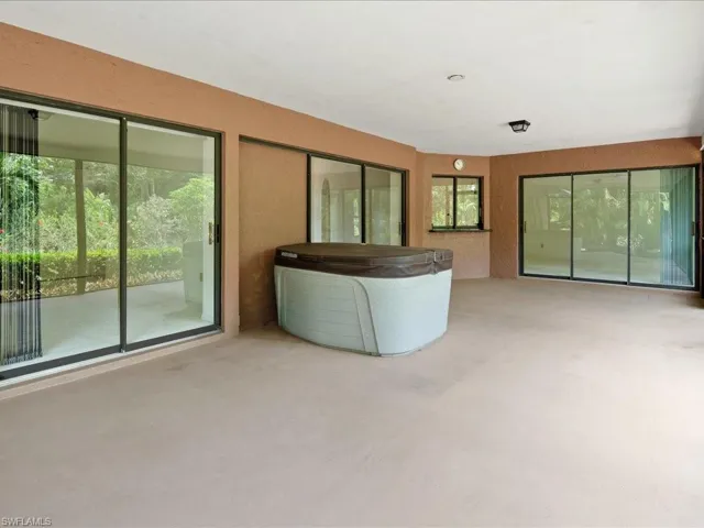Screened Lanai