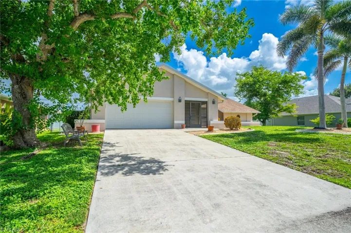 419 Mohawk Pkwy, Cape Coral, Florida 33914