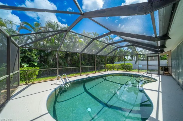419 Mohawk Pkwy, Cape Coral, Florida 33914