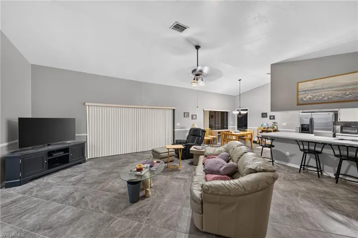 419 Mohawk Pkwy, Cape Coral, Florida 33914