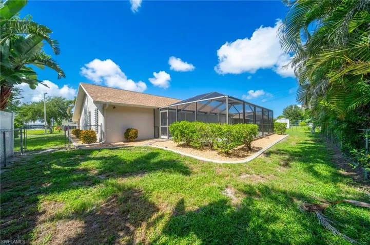 419 Mohawk Pkwy, Cape Coral, Florida 33914