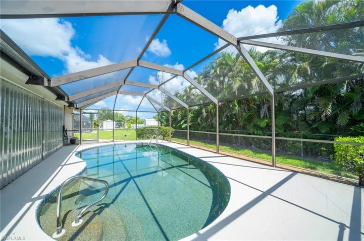 419 Mohawk Pkwy, Cape Coral, Florida 33914