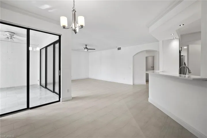 7056  Pelican Bay  BLVD, Naples, FL 34108