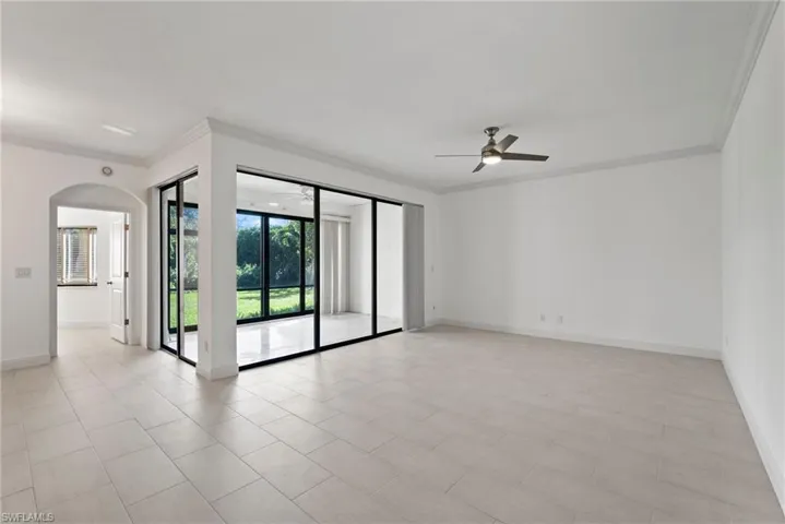 7056  Pelican Bay  BLVD, Naples, FL 34108