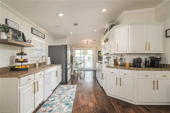 567 Cape Florida Ln, Naples Fl 34104