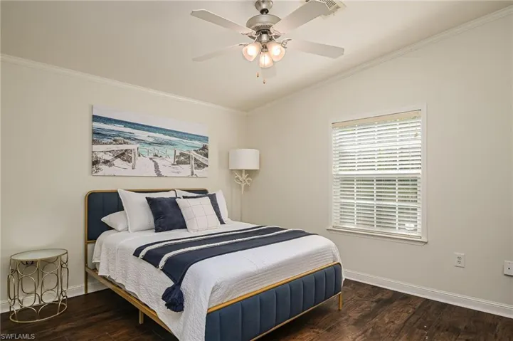 567 Cape Florida Ln, Naples Fl 34104