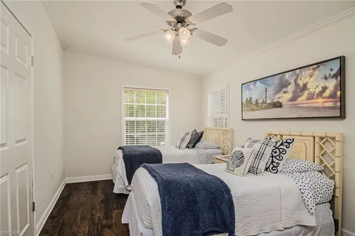 567 Cape Florida Ln, Naples Fl 34104