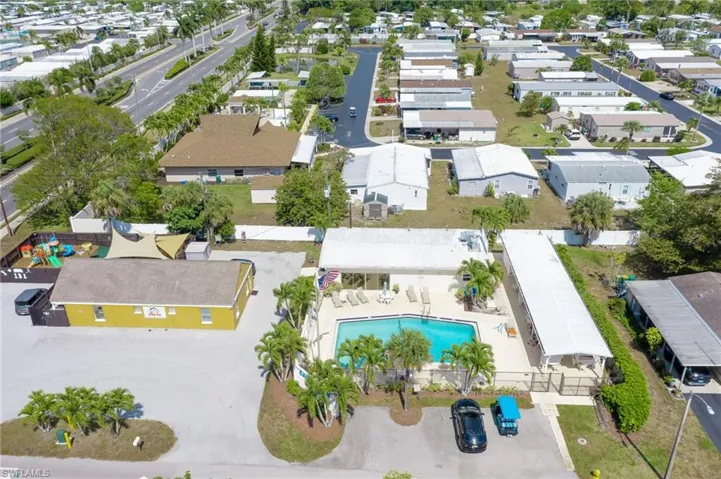 567 Cape Florida Ln, Naples Fl 34104