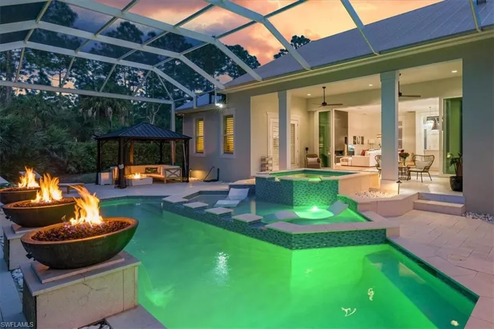 Pool & Spa
