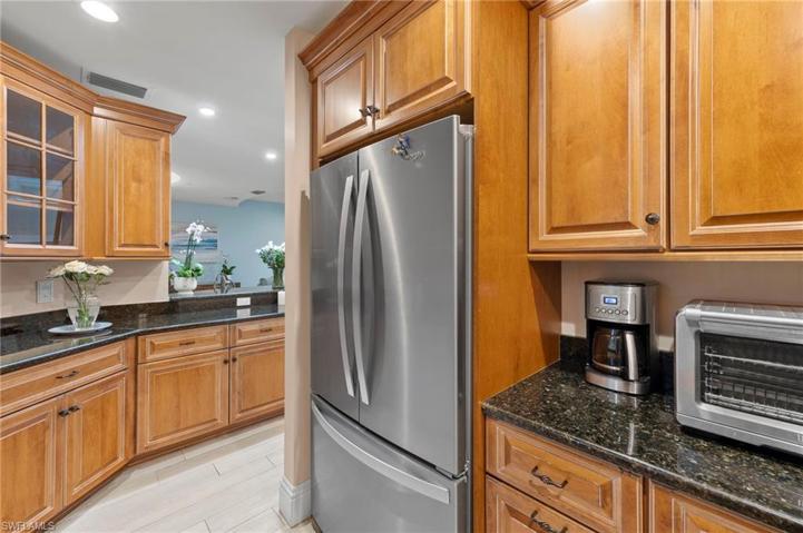 Kitchen 4