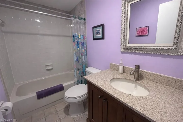 11060 Caravel Cir 201, Fort Myers, Florida 33908