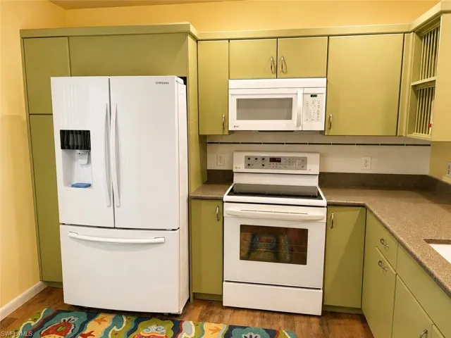 11060 Caravel Cir 201, Fort Myers, Florida 33908