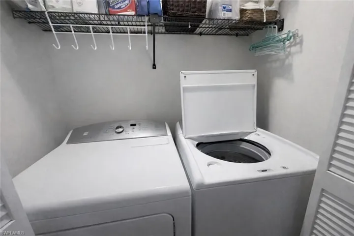 11060 Caravel Cir 201, Fort Myers, Florida 33908
