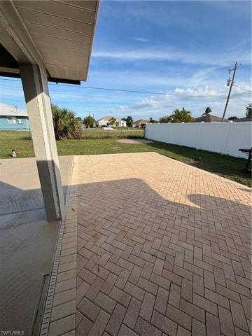 1319 SW 10th PL, CAPE CORAL FL 33991